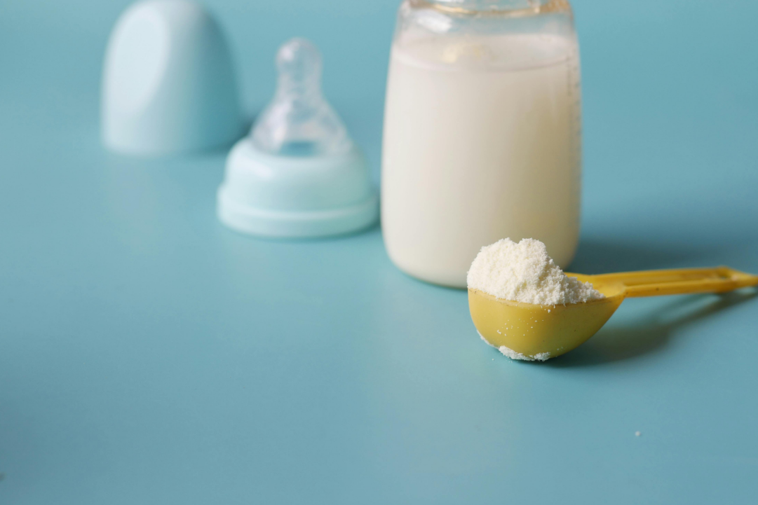 “奶粉茅”飛鶴的危機(jī)與變局：在困境中尋找新出路