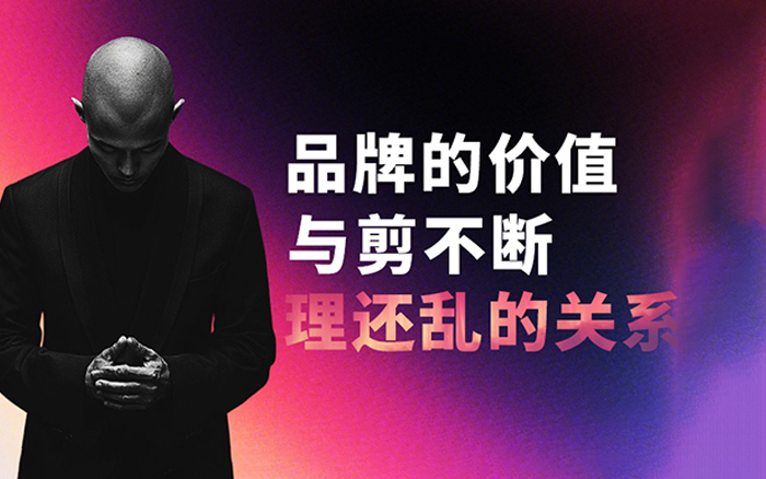 理想i8对撞乘龙卡车，受伤的到底是什么