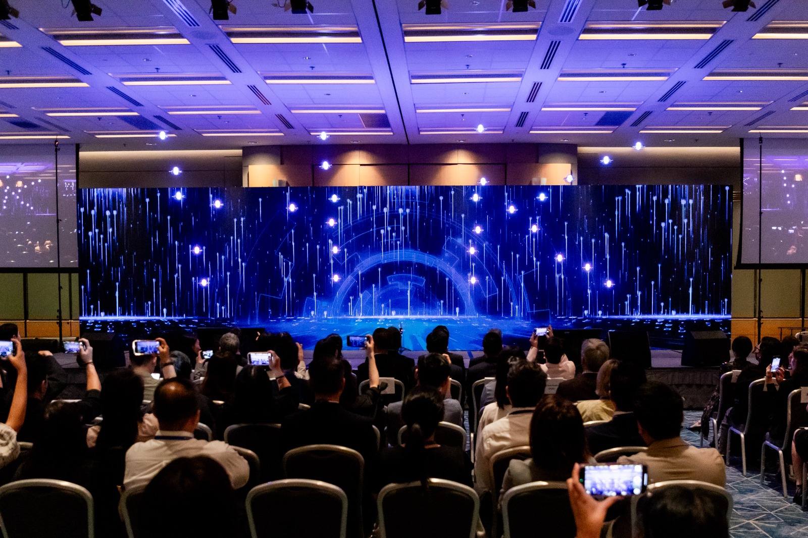 香港商界盛典室内无人机秀，引爆沉浸体验与直播流量！