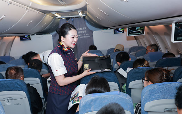 尚诚同力×天猫榜单｜用场景定义新时代阅读