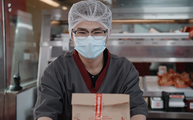 塔斯汀×南方都市报人文短片：勇“擀”，才韧性