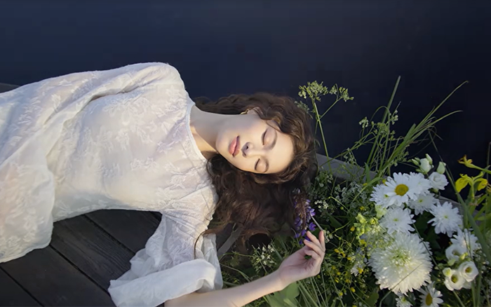 施丹兰×钟楚曦：沐浴北欧，自然流动