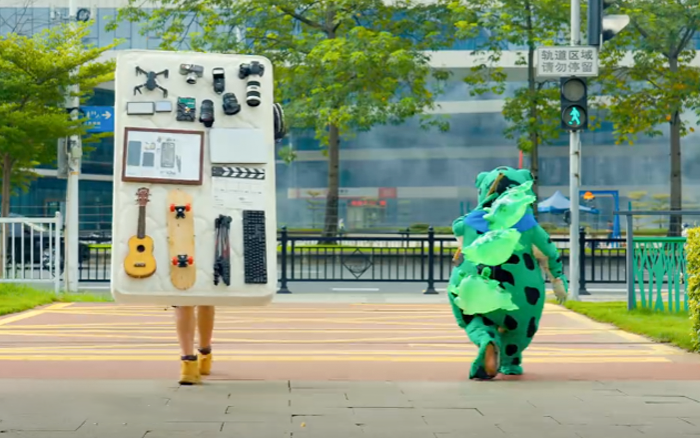 雅兰床垫行为艺术:没什么比睡个好觉更重要