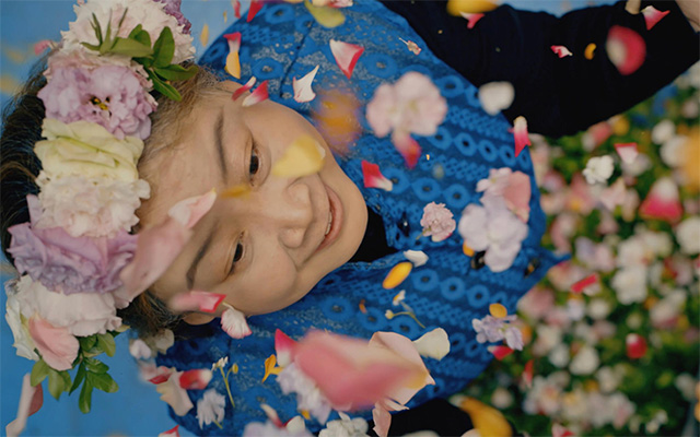 蒙牛悠瑞母亲节：致敬每一位劲步妈妈