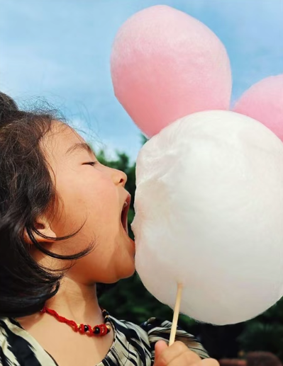 用AI给照片加点惊喜！在AI世界里“原地起飞”