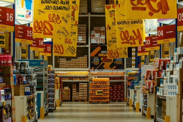  2025，大厂「押注」硬折扣