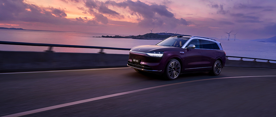 问界M9装都不装了