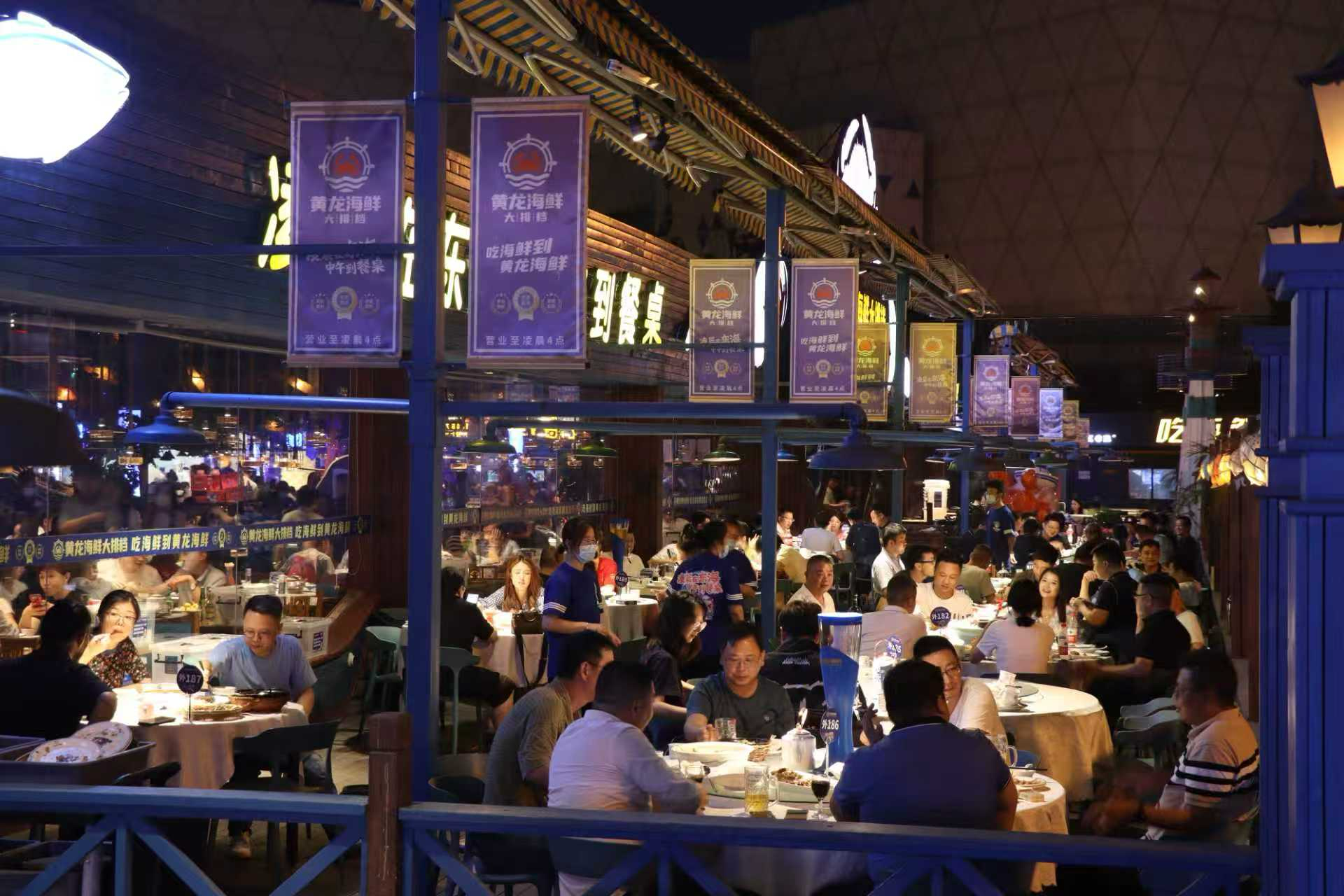 免费入驻、10亿级补贴，高德再次“放大招”，这个行业要变天了