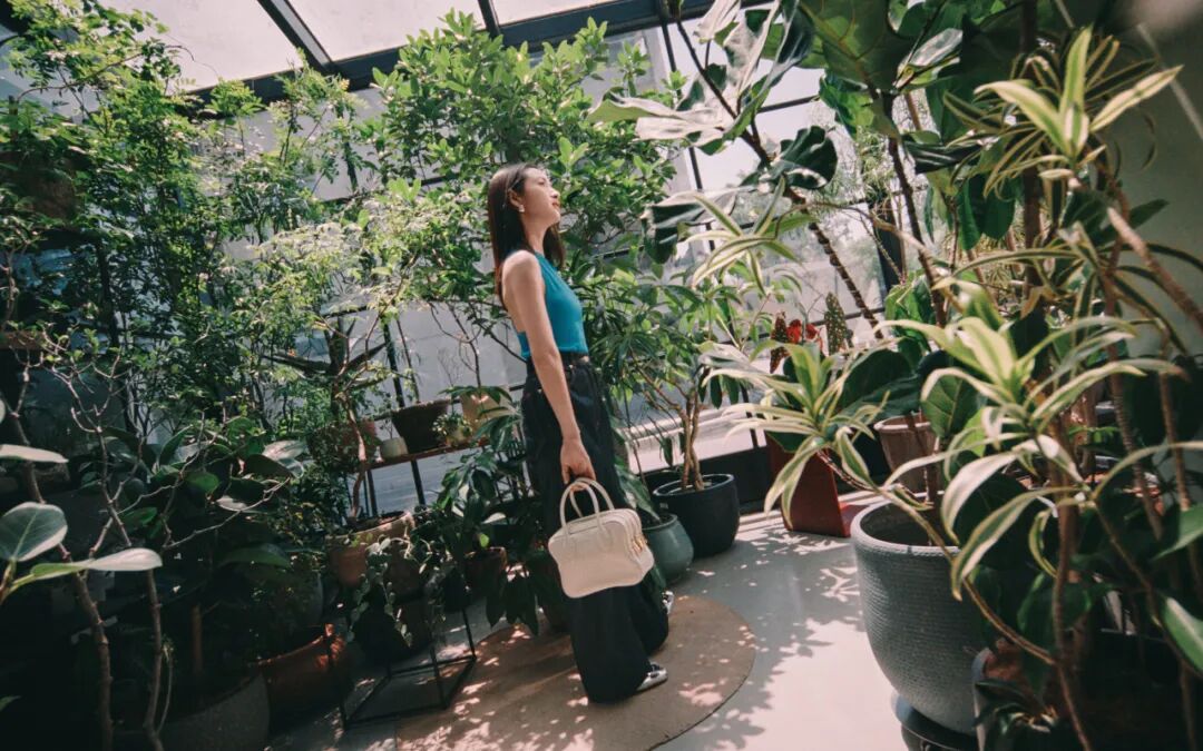 菲常WOMEN：凯络携手菲拉格慕重塑“大女主”形象