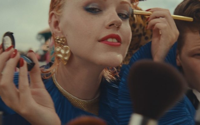 John Lewis 纪念短片，见证百年英国生活