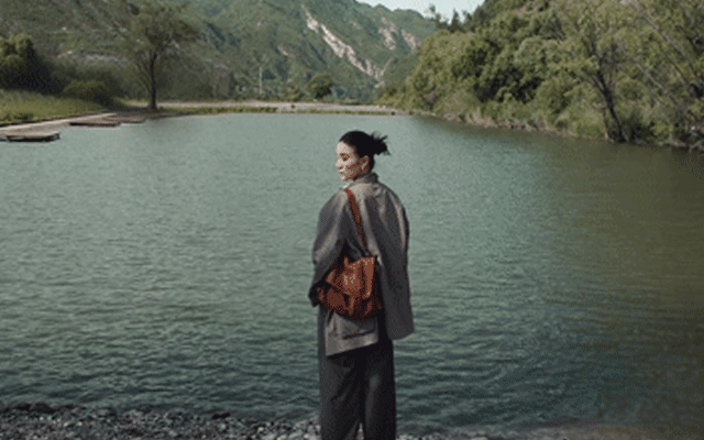 裘真×宋佳：不谈主义，好好经历