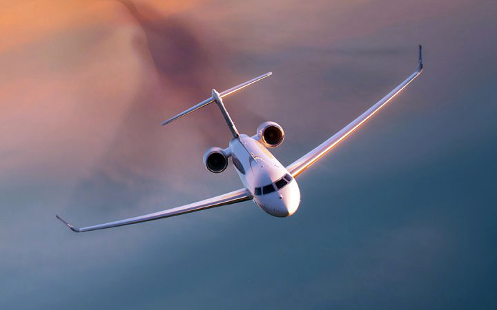 庞巴迪：追上永不停歇的黎明