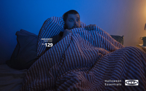 宜家万圣节海报：害怕了？抱紧我！