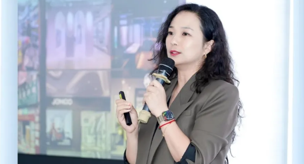 执牛耳乔邦主对话君智战略咨询戴蔚：破同质化、抢占高端心智