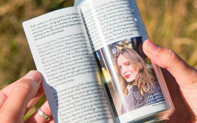 在啤酒罐上印书，英国啤酒品牌让你边喝酒，边看书