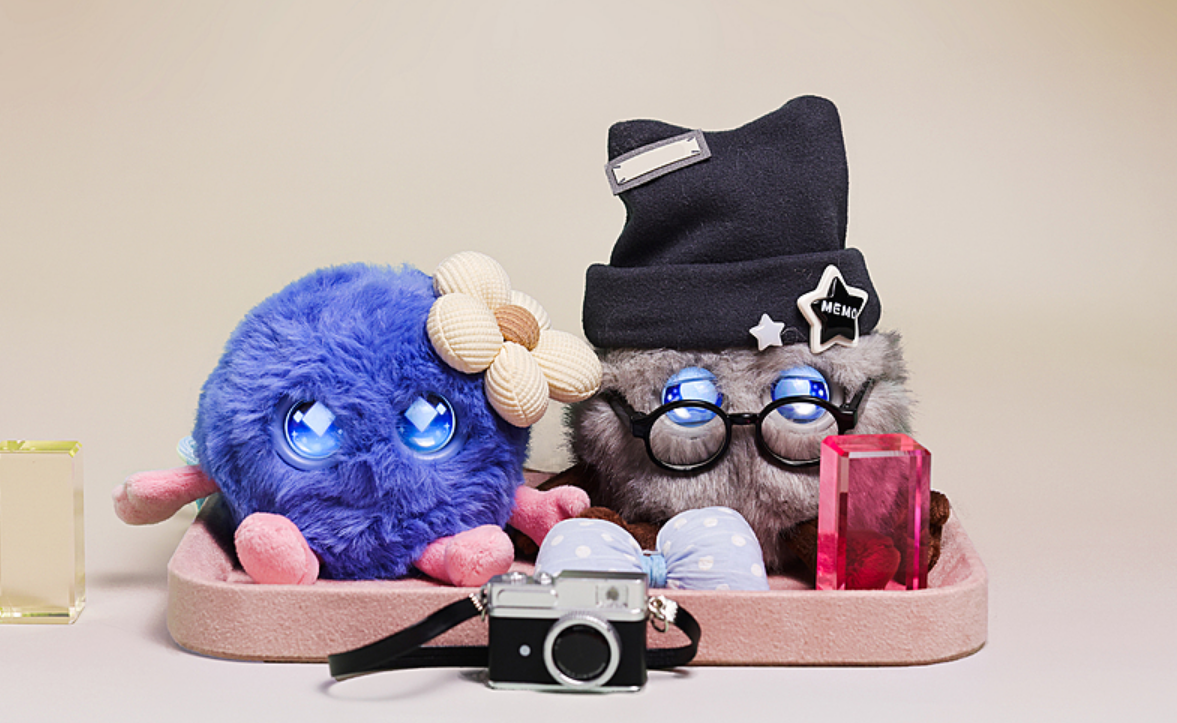 399元的“智能憨憨”卖爆，谁在为AI玩具买单？