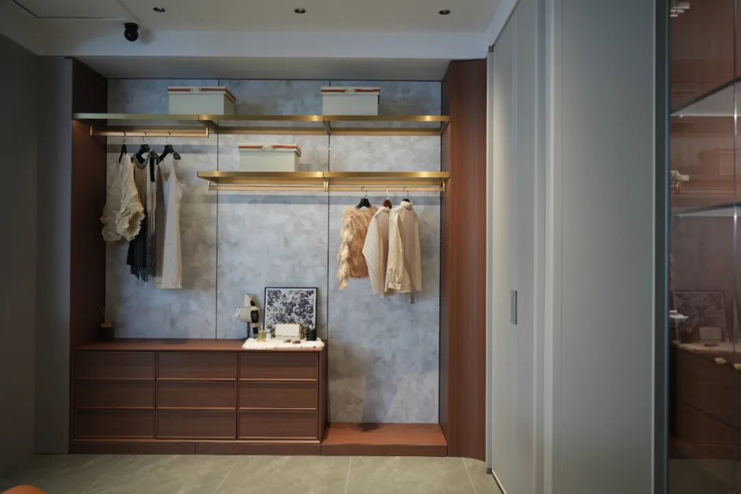 高端定制店的山西打法！看顶固经销商王卓硕的两年双店攻略