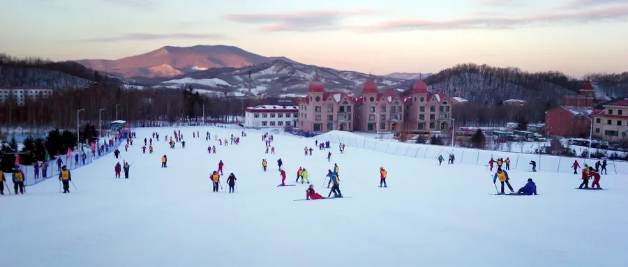 淘寶閃購?fù)赓u服是滑雪的神