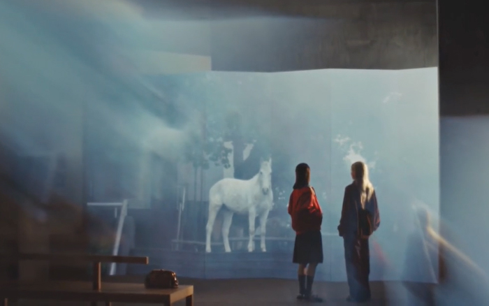 Miu Miu新年特别短片:如期而遇