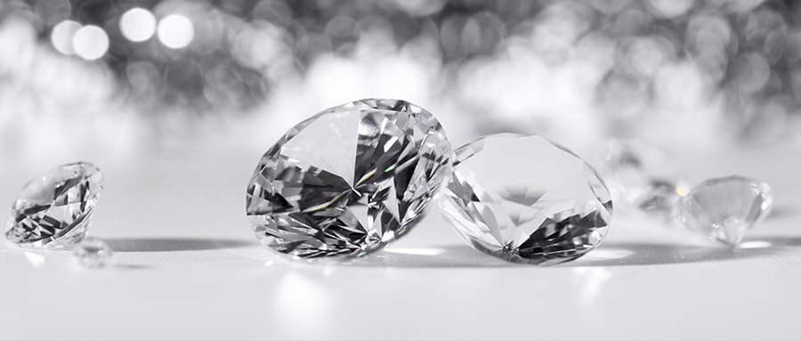 鉆石崩了？因?yàn)椴粔蛳M(fèi)主義