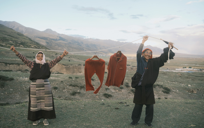 爱慕开运系列：借一缕金光，做一场真实的祝祷