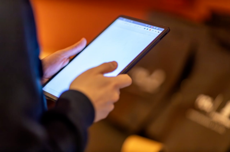  殺死違規(guī)廣告的關(guān)鍵，藏在用戶的“抱怨”里