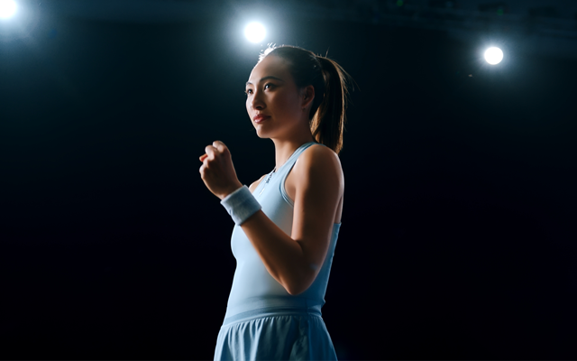 千问×郑钦文：每一问，都更强