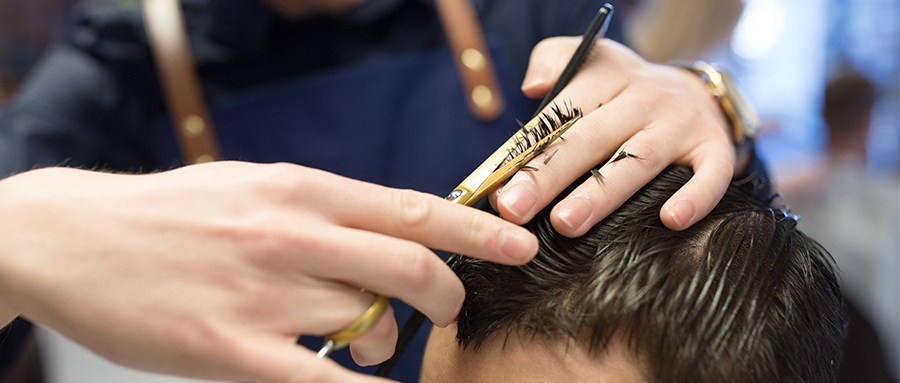 小米之家痛揍理發(fā)店