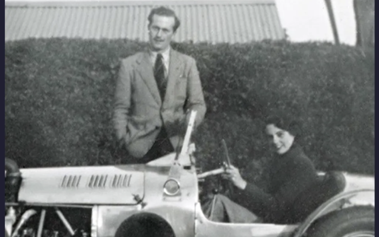 誰在給蓮花跑車寫情書？by 蓮花跑車 + W