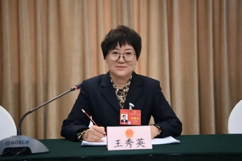 以政策賦能打通沙區(qū)“兩山”轉(zhuǎn)化通道，實(shí)現(xiàn)治沙成果長久固本增效