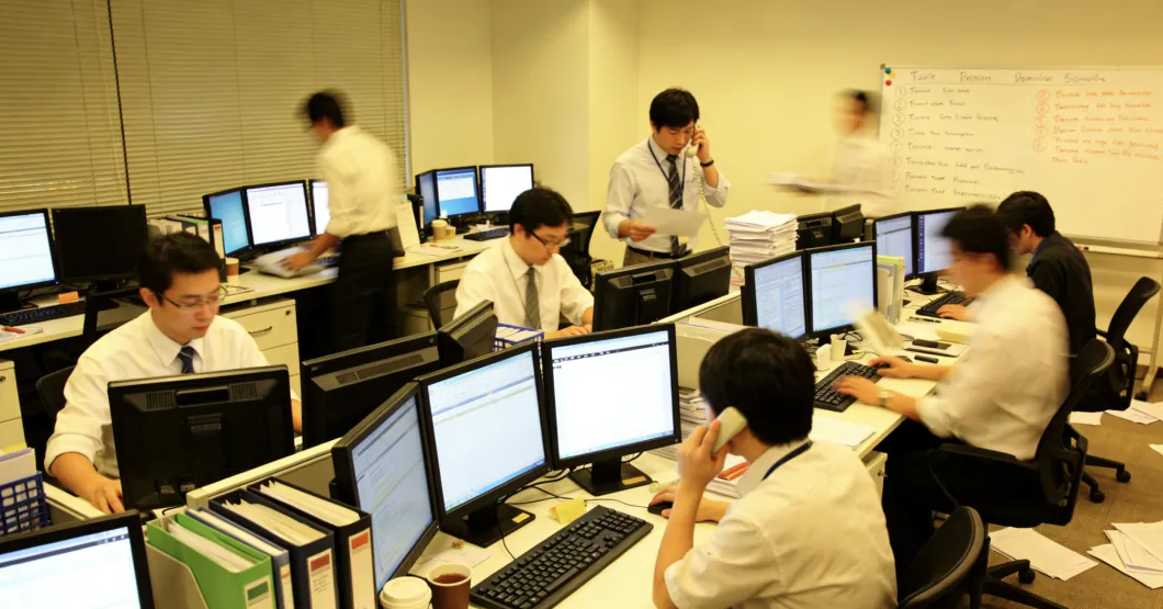 泰康在線：在信任裂痕與價(jià)值重構(gòu)之間尋找破局之路