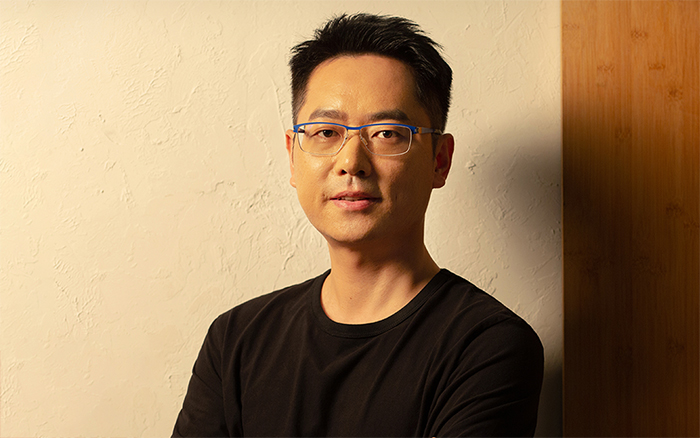 <em>專訪</em>楊遠(yuǎn)征：在浪潮中看見(jiàn)海岸線