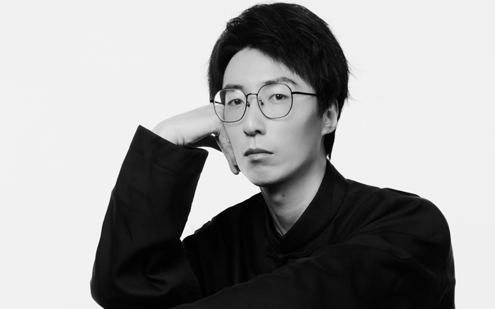 從今天起，嘻嘻弗斯開始上山推石頭了