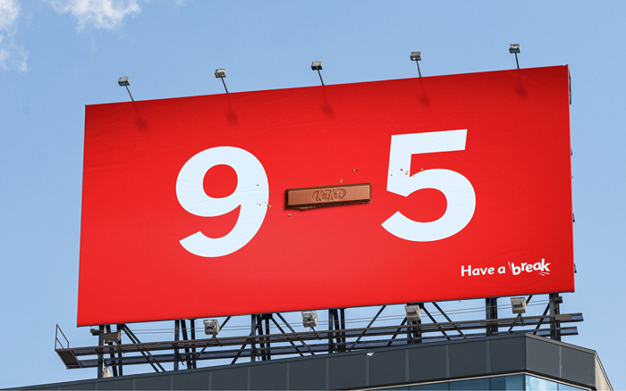 KitKat户外广告：朝九晚五，记得歇一歇