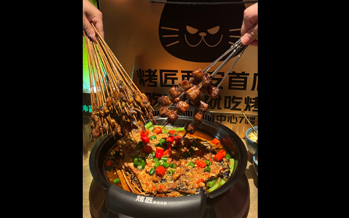 一條烤魚，火爆社交平臺