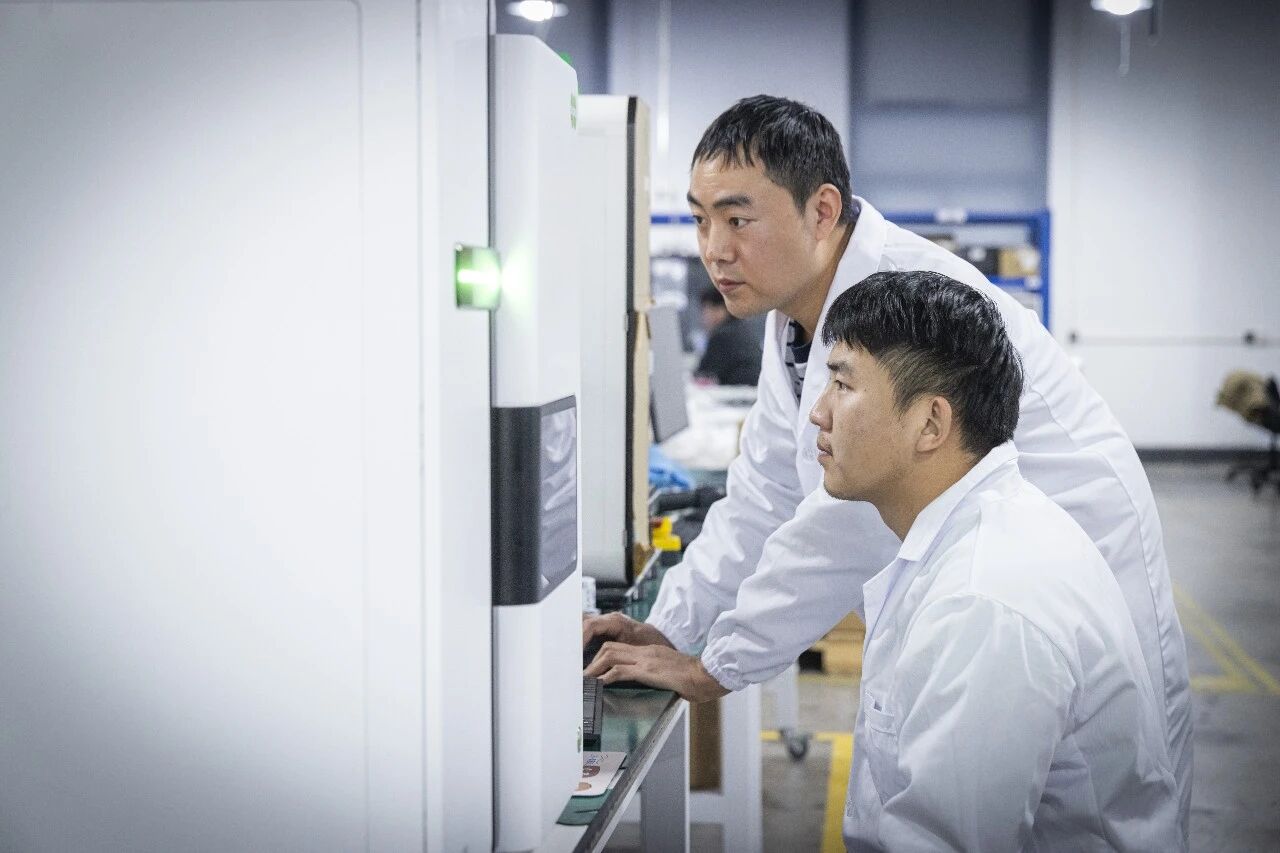 「醫(yī)學(xué)影像大模型第一股」，為什么是德適？