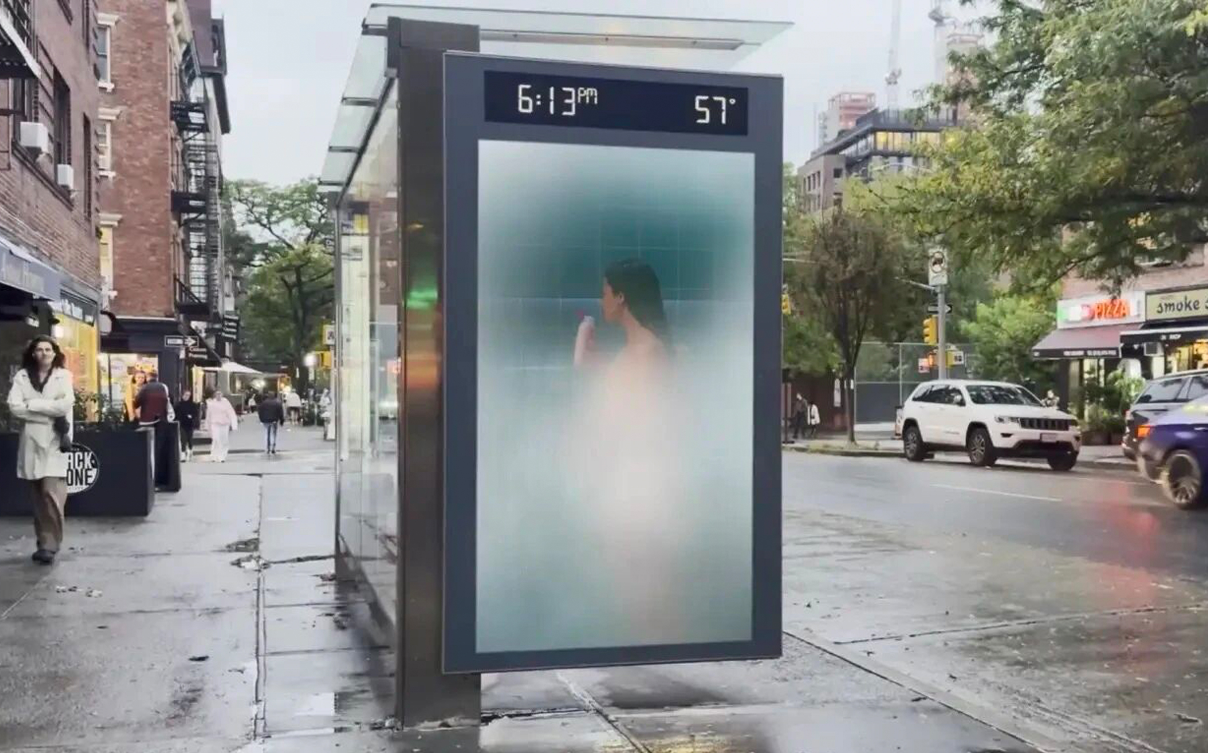 當(dāng)街洗澡？這些廣告正在明晃晃地「勾引」你！