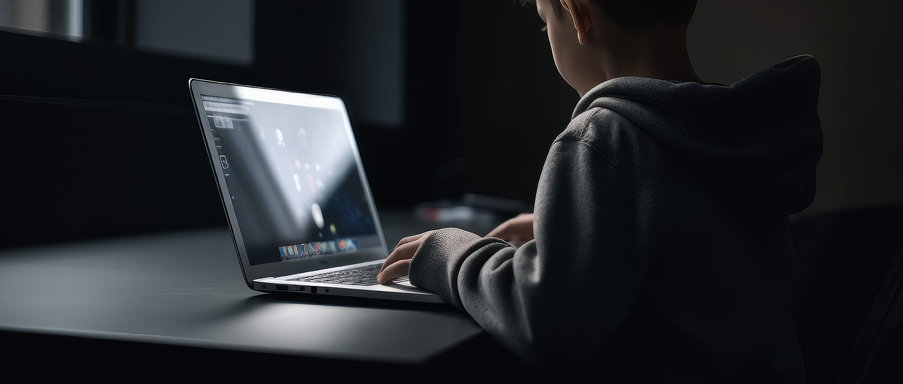 現(xiàn)在讓小孩學(xué)AI屬于有?。? title=