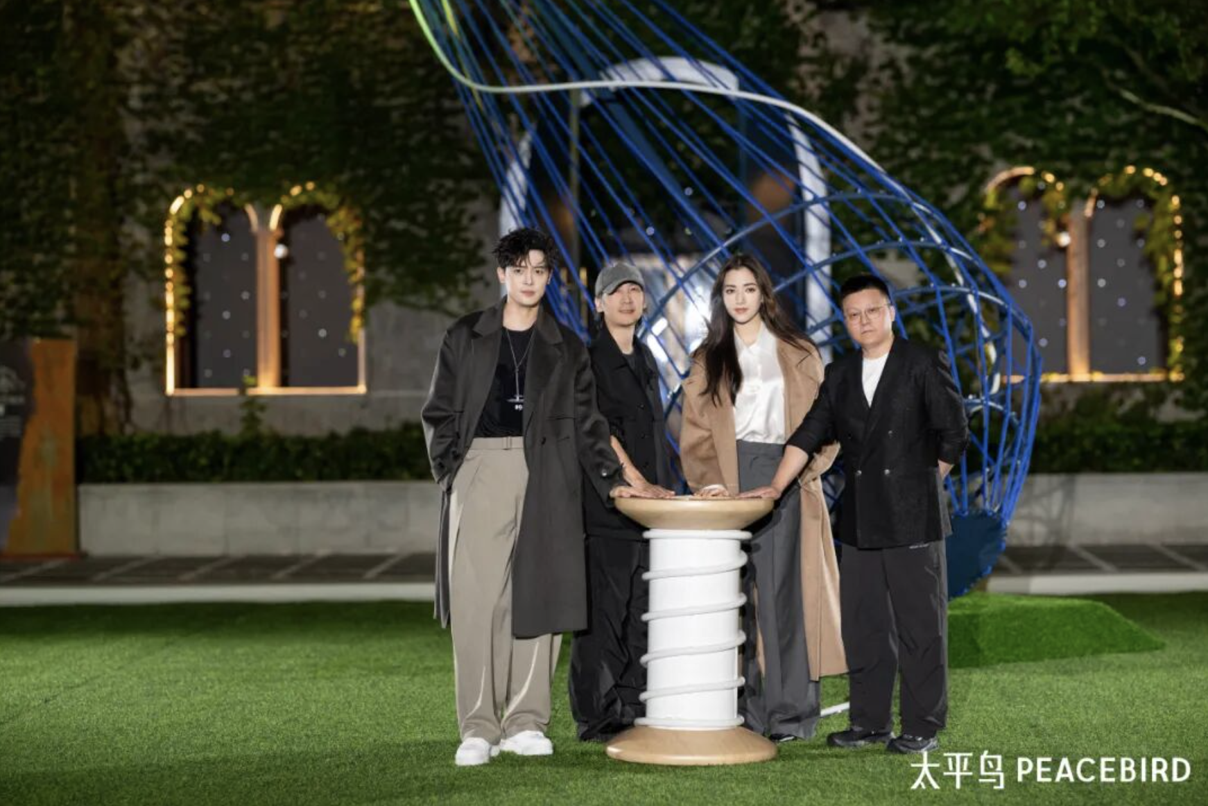 太平鸟甄质工坊 | 映现新生时刻