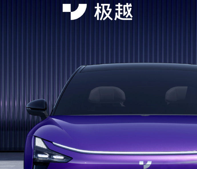 极越倒了、比亚迪跑了、大模型掉队了：李彦宏的底牌，还够输几次