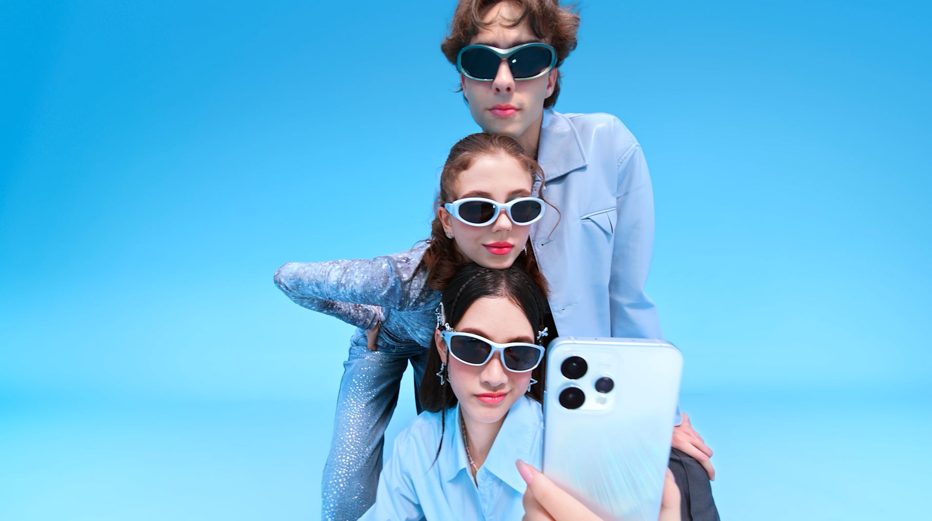 OPPO｜Reno15 Series 唤醒玩心，打破界限!