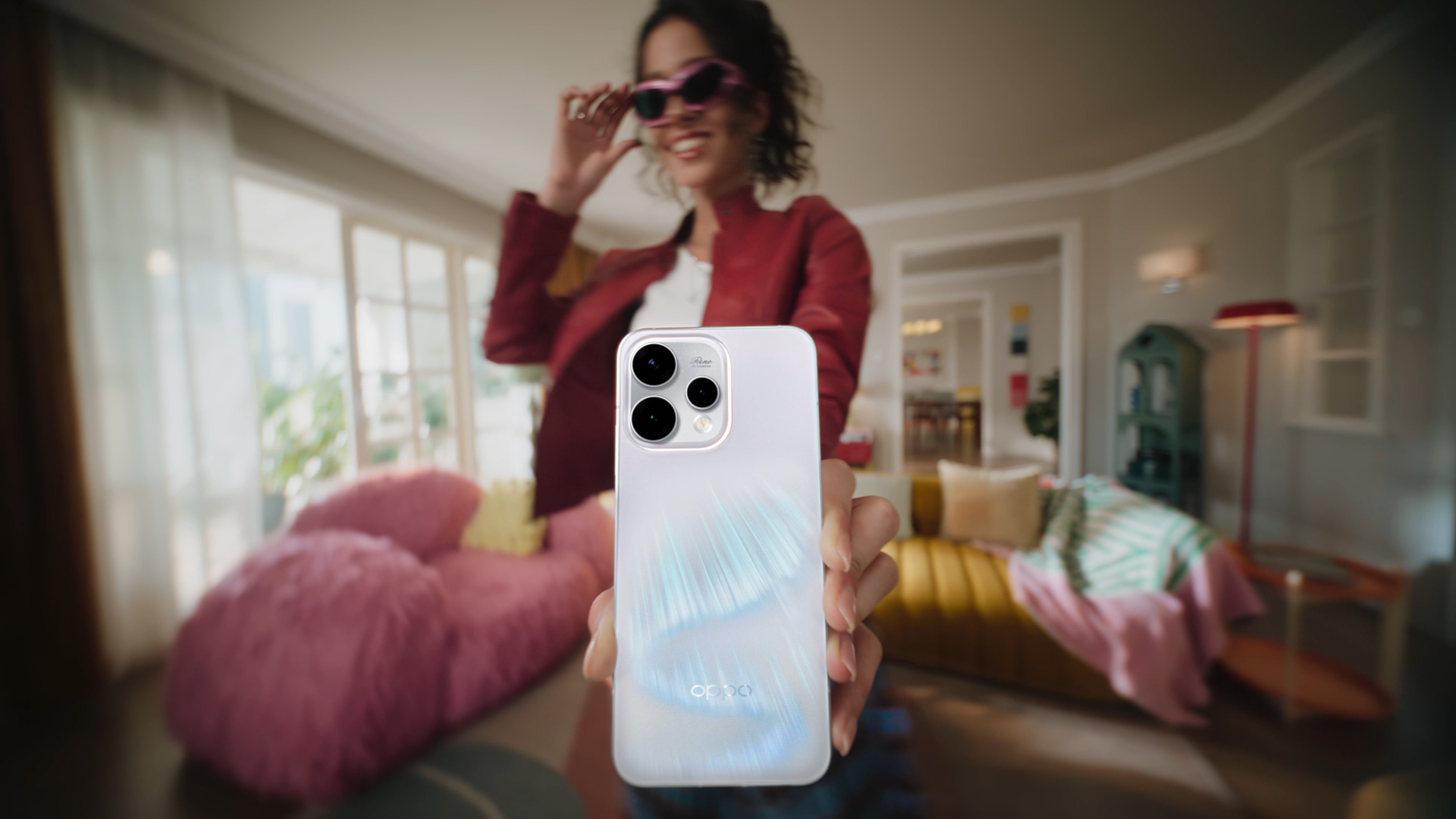 OPPO Reno15 Series｜极光美学，引领年轻时尚新潮流！