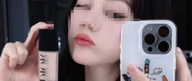 迪丽热巴“不雅”手机壳惹争议！带货女王天塌了！