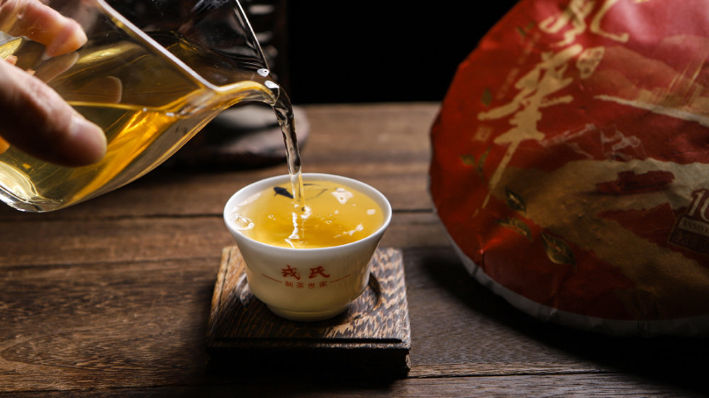 从1921到2021：一饼茶的重量，如何承载百年风华？