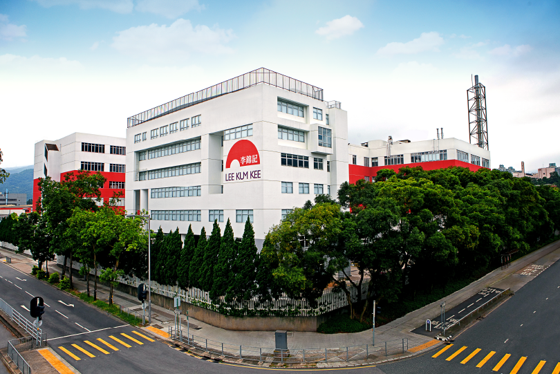 百年李锦记换帅：阿里出来的靖捷走了，女博士邢军来了