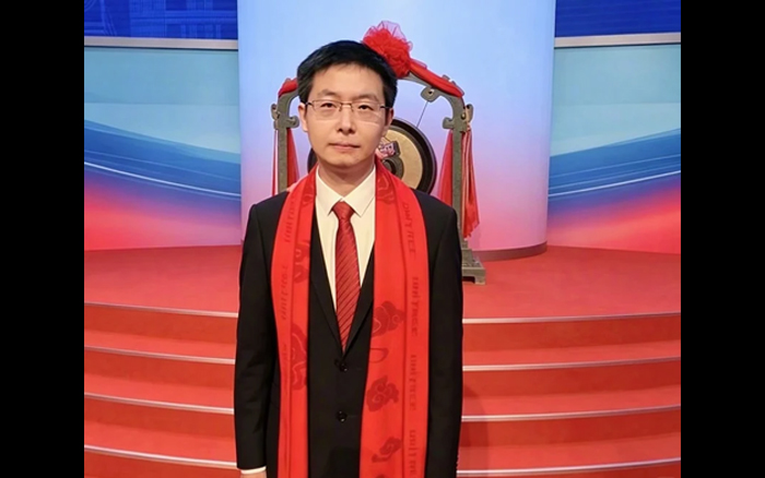 宇树科技上市敲锣,王兴兴为啥不笑