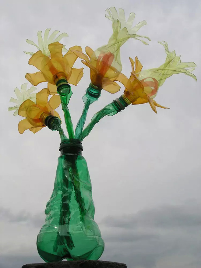 环保大创意,大艺术!—— 饮料塑料瓶艺术作品欣赏