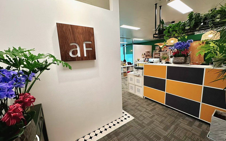 aF-LOGO墻