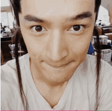 胡歌的微博小号为何如此嘹亮?还不是梅长苏玩得好一手social!