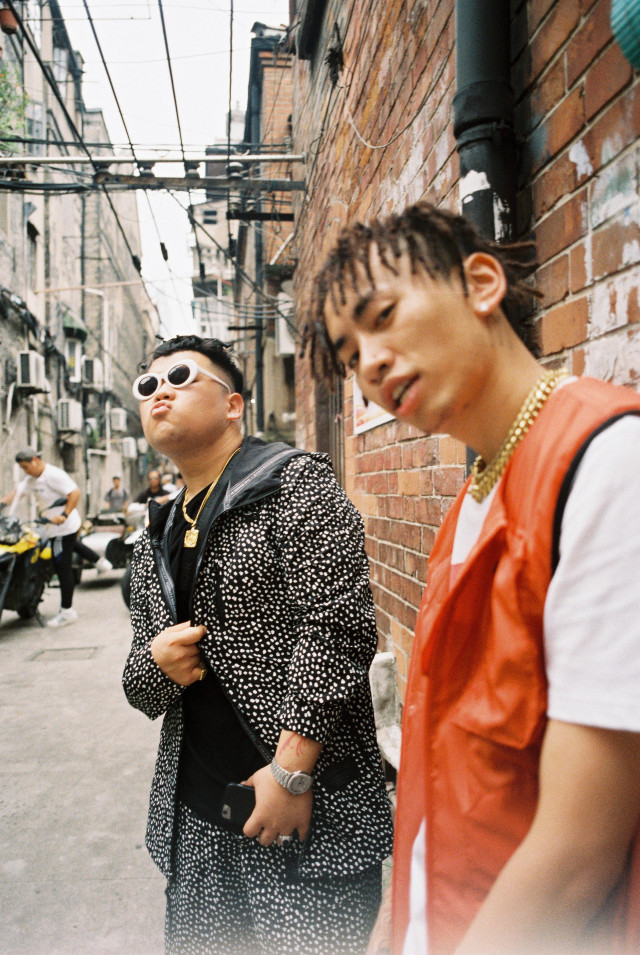 adidas originals   海尔兄弟 joji《nomadic》